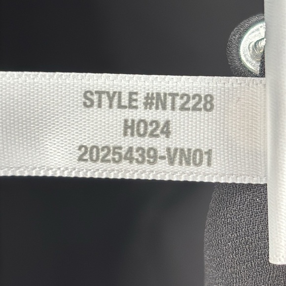 Madewell Turtleneck Long-Sleeve Top in Chiffon in True black size M NWT NT228 - Picture 13 of 15